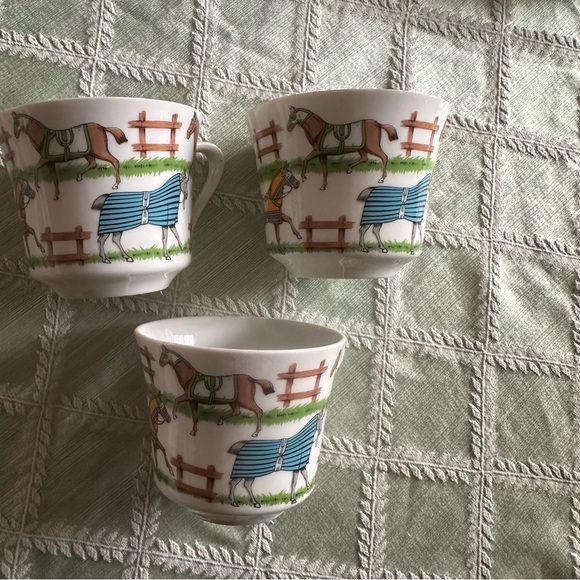 Sigma Paddock Taste Seller 602 Colorful Horse-Themed Cups & Saucers Set of 3 - Picture 6 of 13